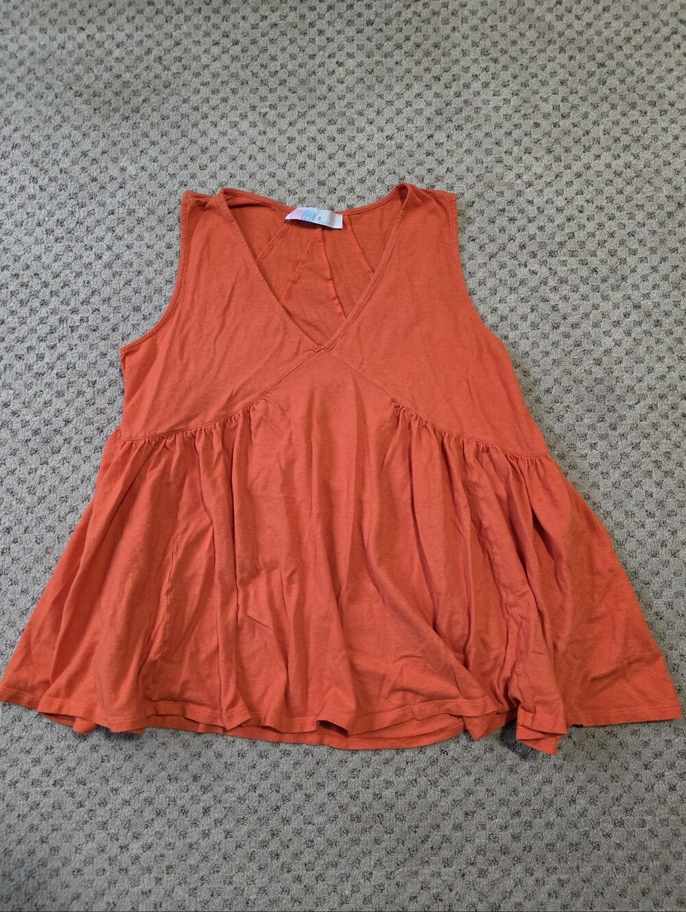 Women’s V-Neck Flowy Tank Top in Burnt Orange